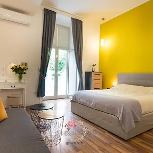 Bed & Breakfast Duchessa Ravaschieri, Naples