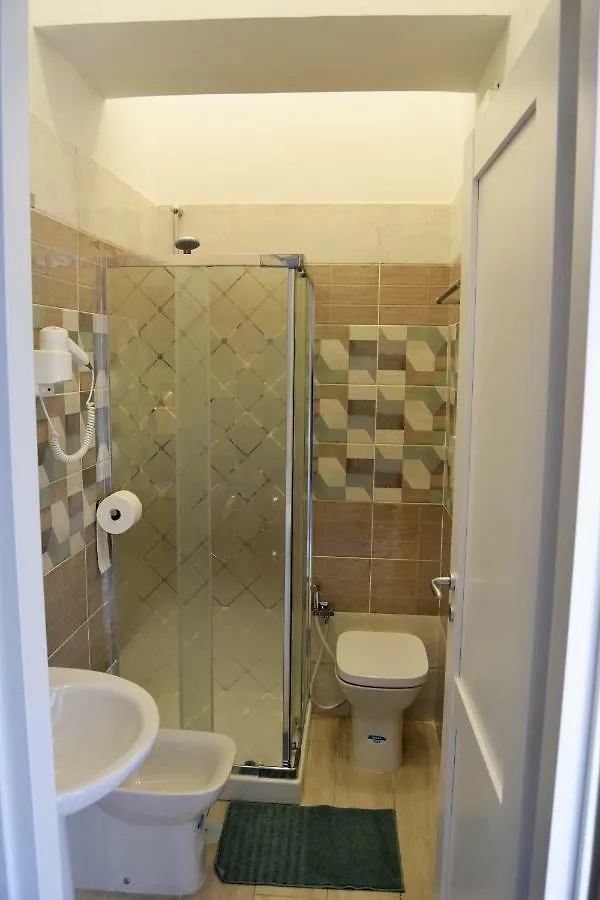 Domus San Biagio 14 Bed & Breakfast Naples 2*,