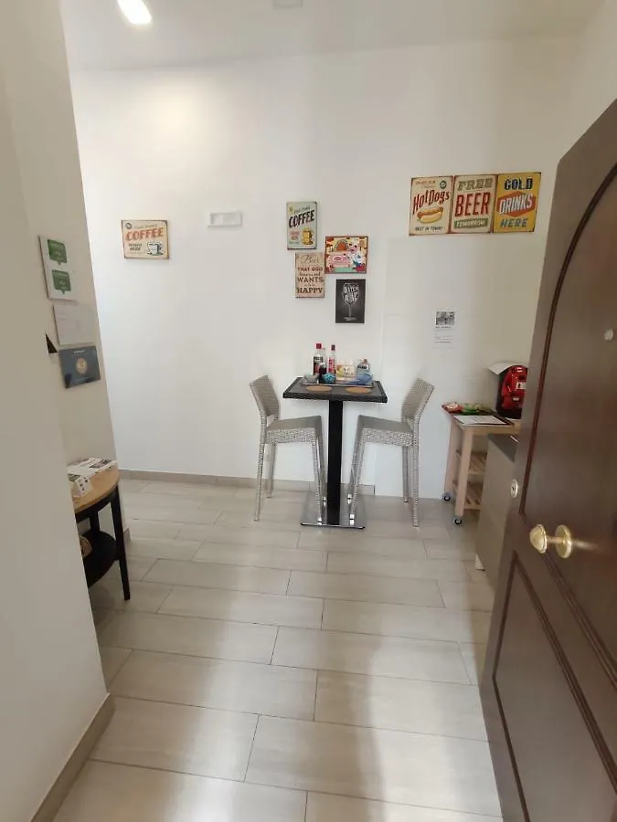 ** Bed & Breakfast Bed and Breakfast Domus San Biagio 14 Napoli Italia