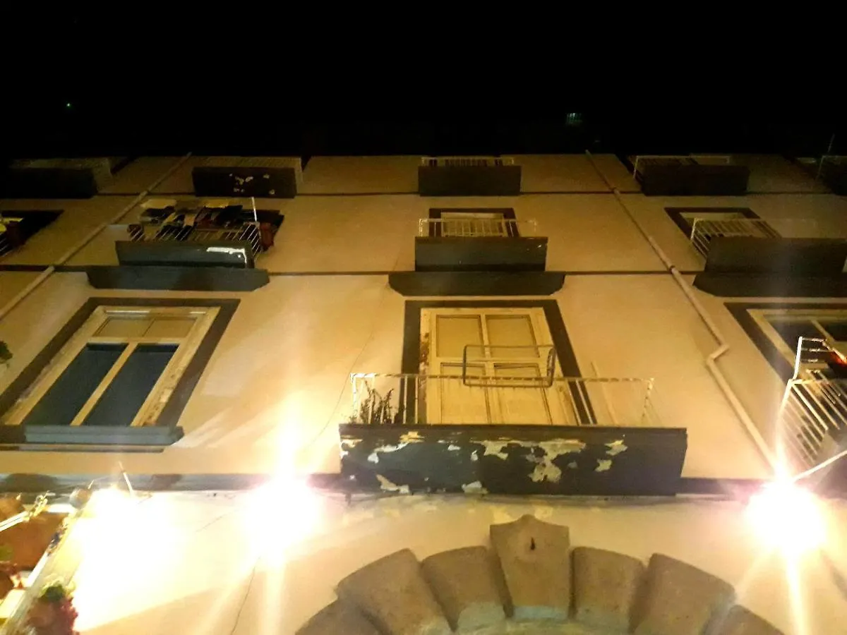 Bed and Breakfast Domus San Biagio 14 Napoli Italia
